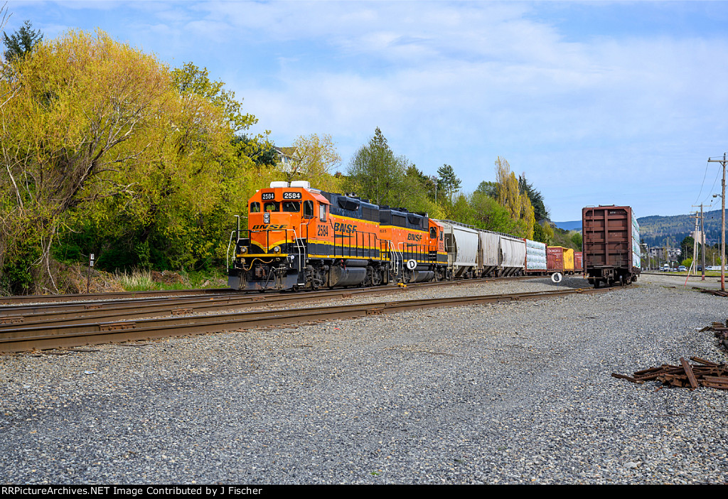 BNSF 2584